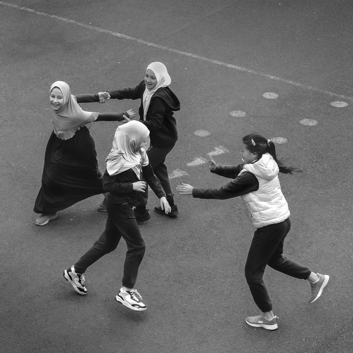 May 19 2025 Int Adv Salon Web 01